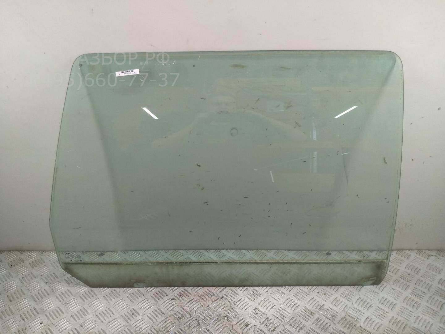 Стекло двери задней правой