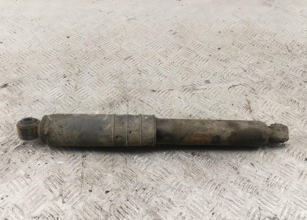 Амортизатор задний правый