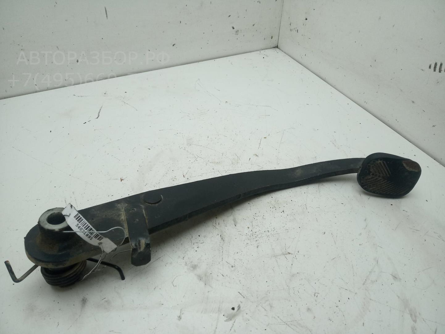 Педаль тормоза