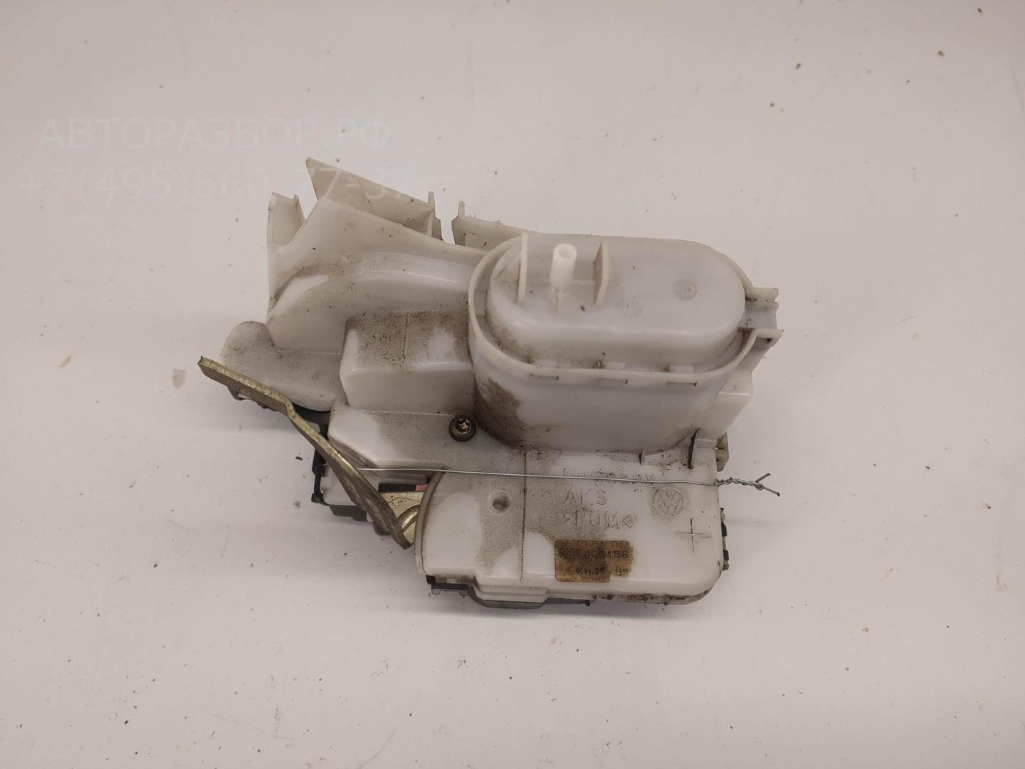 Замок двери задней правой