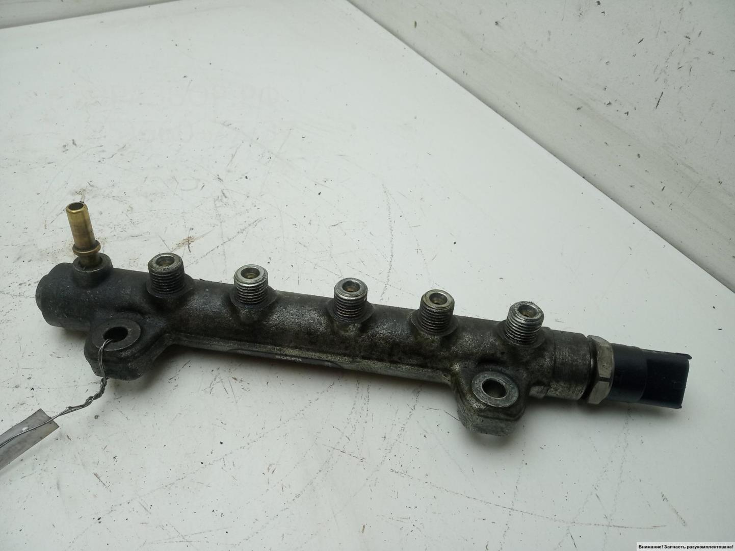 Рейка топливная (рампа)