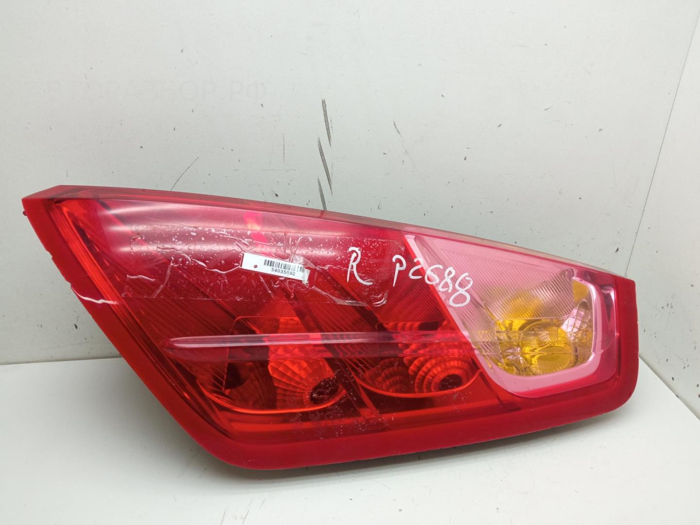 Фонарь задний правый