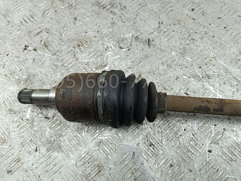 Полуось передняя левая