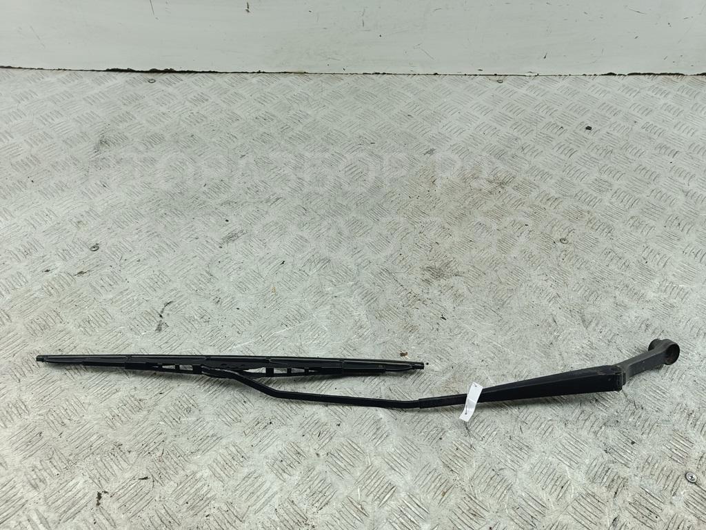 Поводок стеклоочистителя передний правый