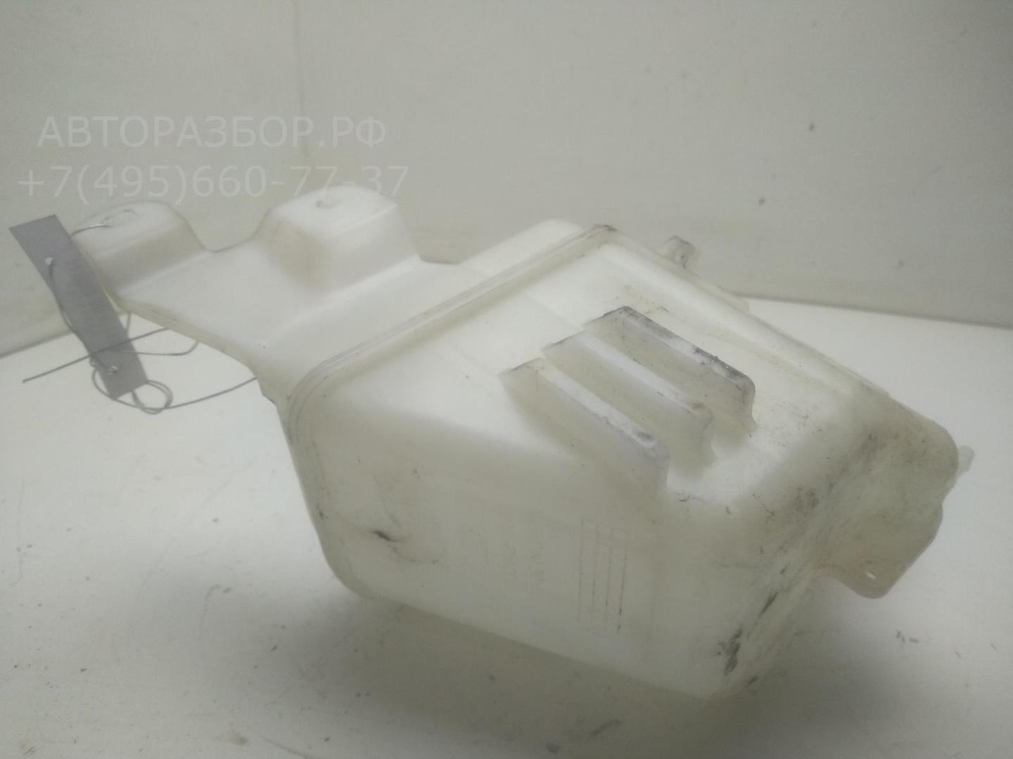 Бачок омывателя лобового стекла