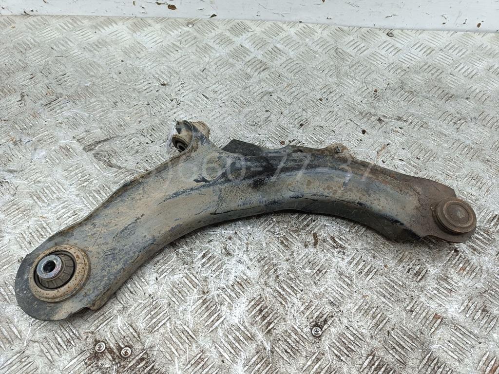 Рычаг передний левый