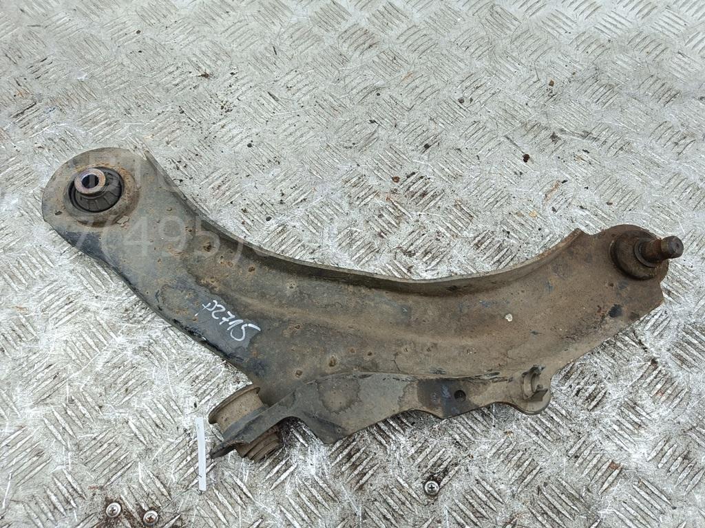 Рычаг передний левый