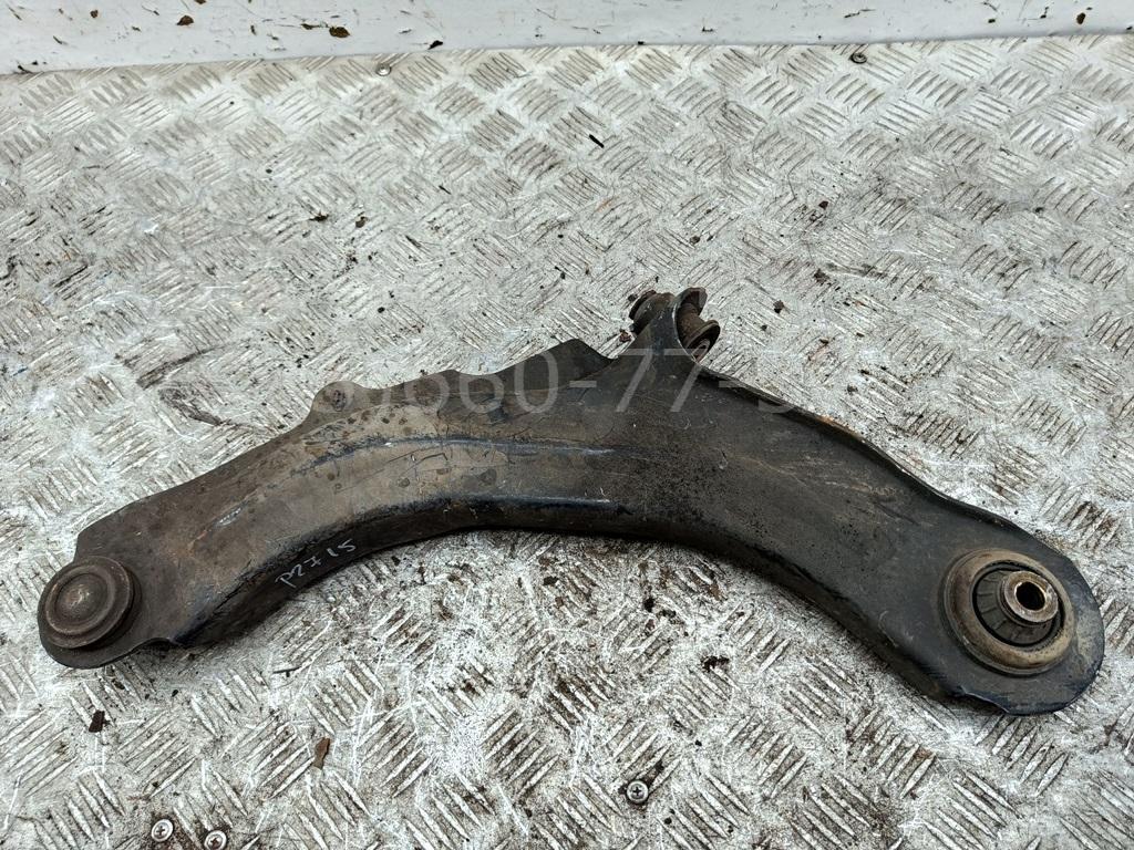 Рычаг передний правый