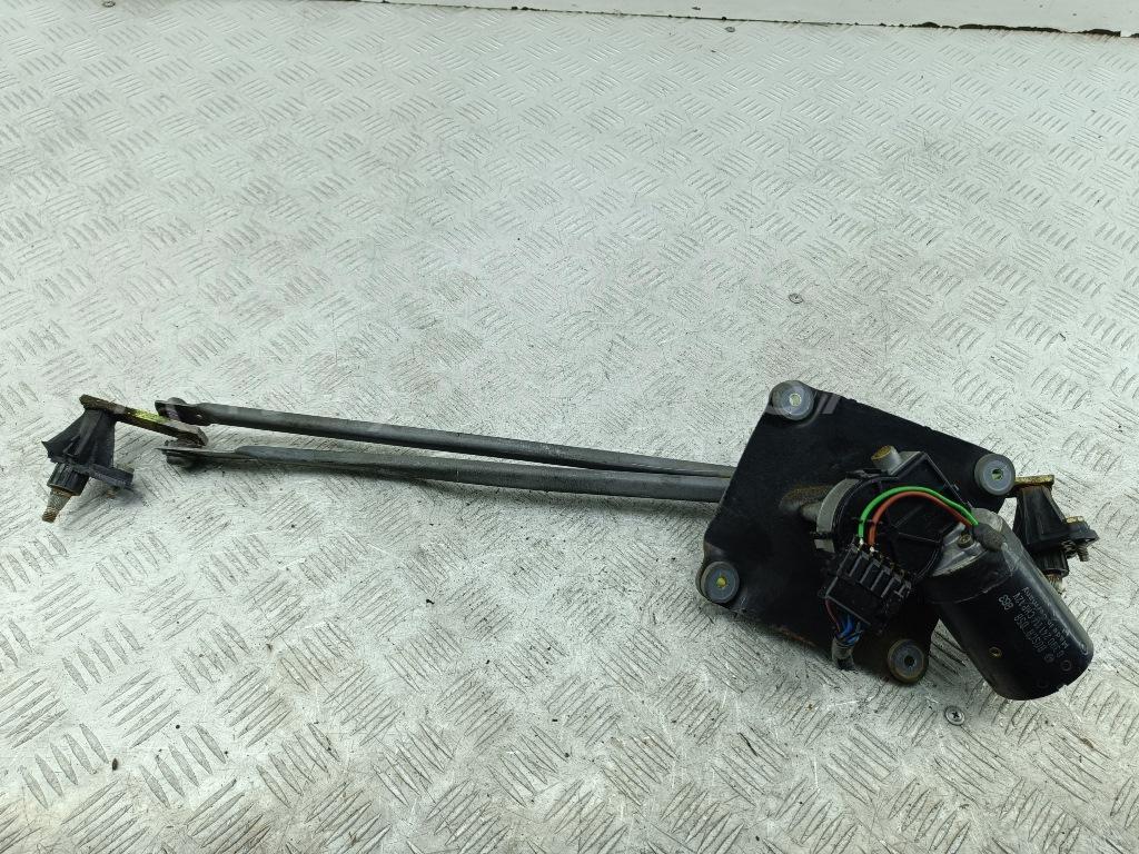 Моторчик стеклоочистителя передний