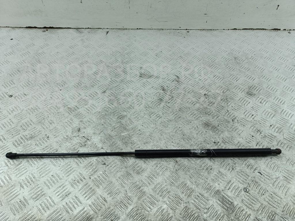 Амортизатор капота