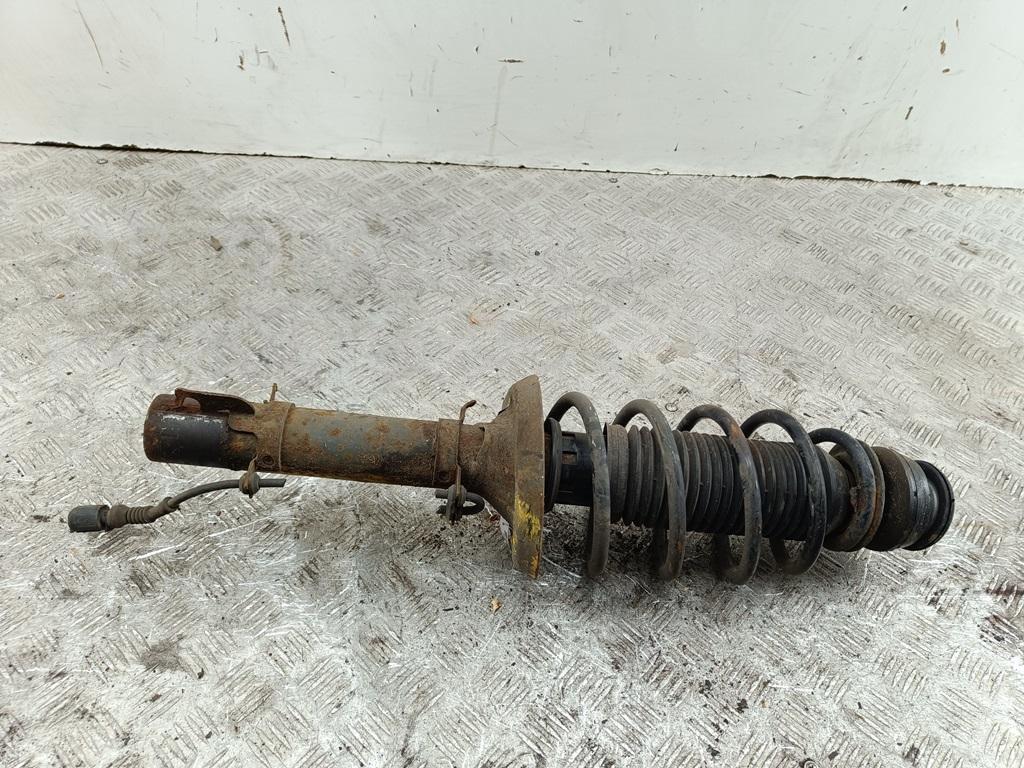 Амортизатор передний правый