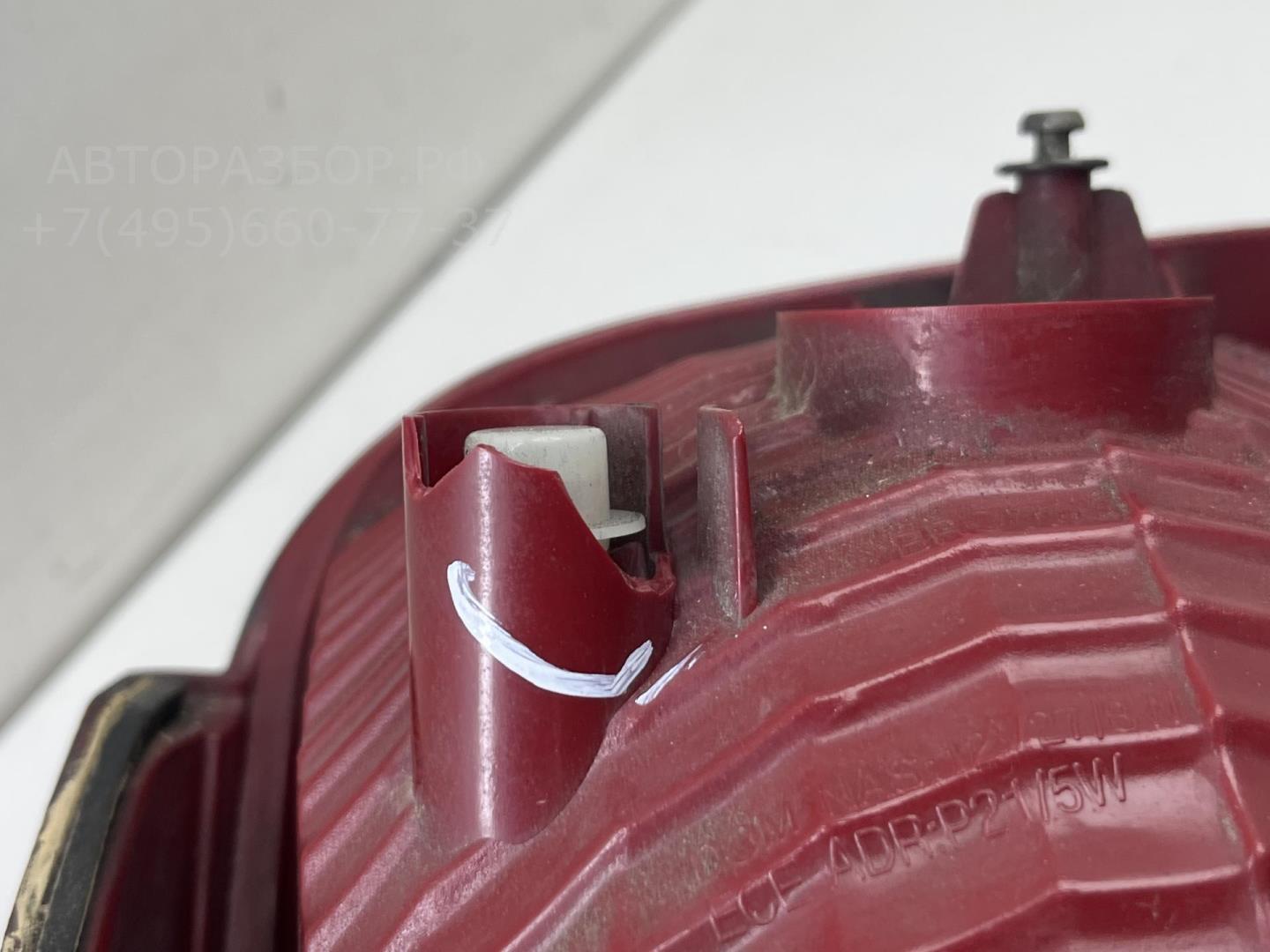 Фонарь задний левый