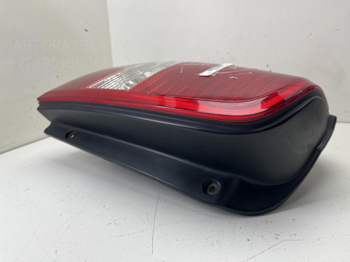 Фонарь задний левый