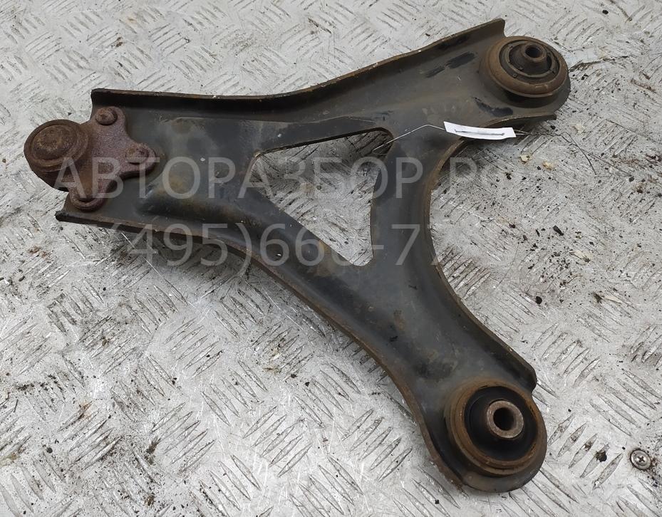 Рычаг передний левый