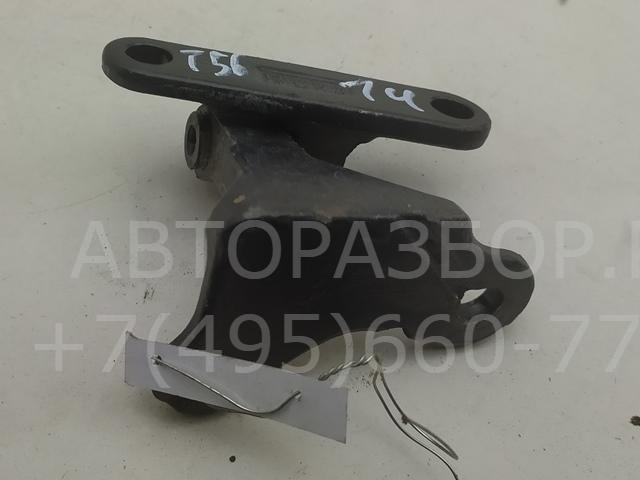 Петля двери