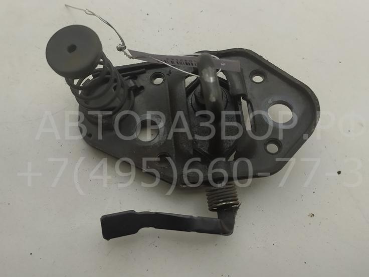 Замок капота