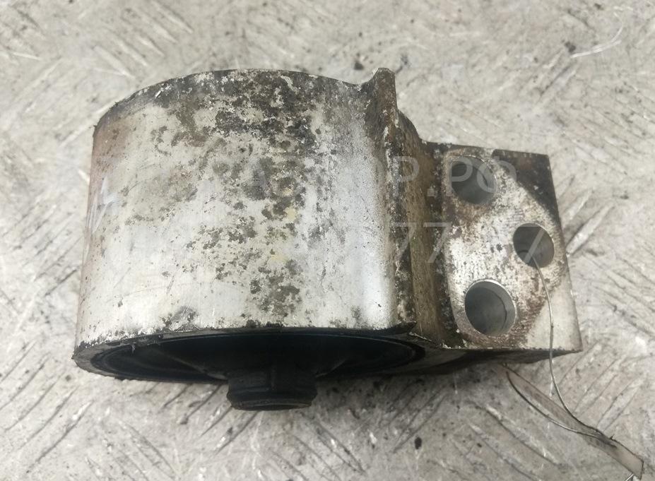 Опора двигателя