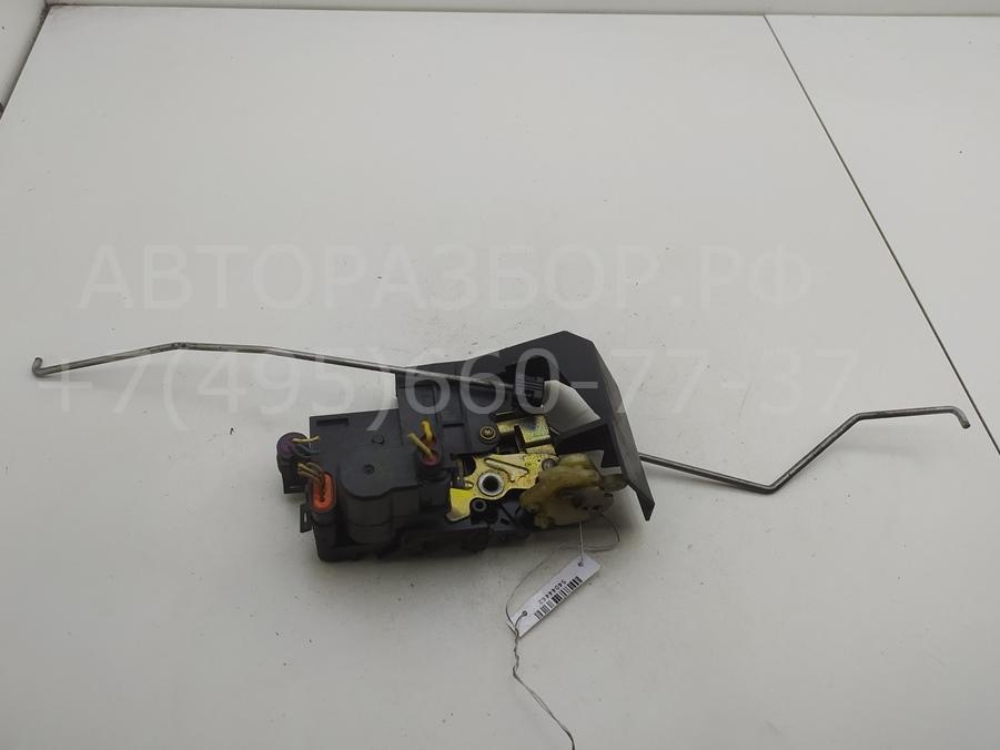 Замок двери передней левой