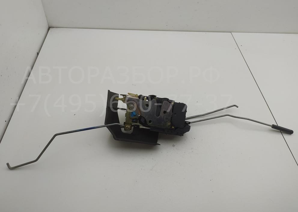 Замок двери передней правой