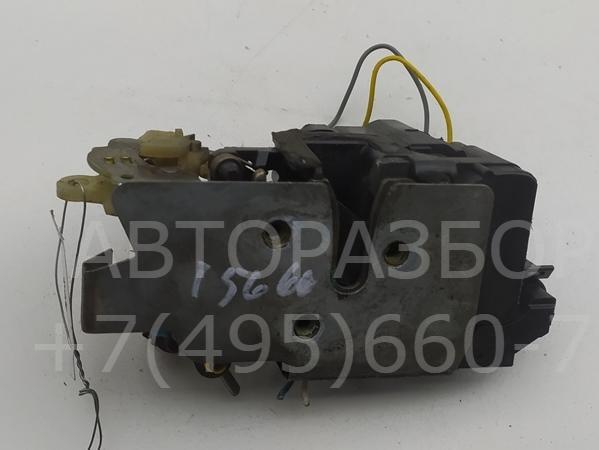 Замок двери передней правой