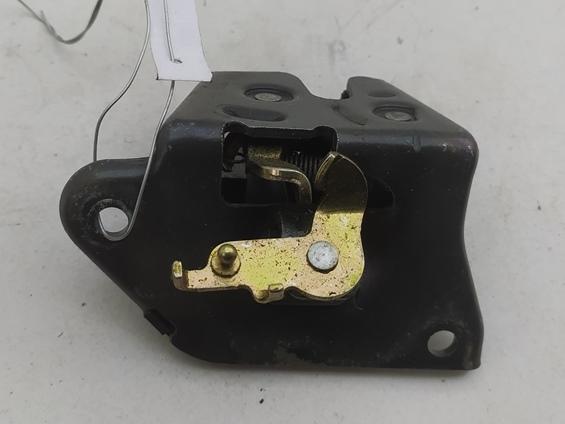 Замок багажника