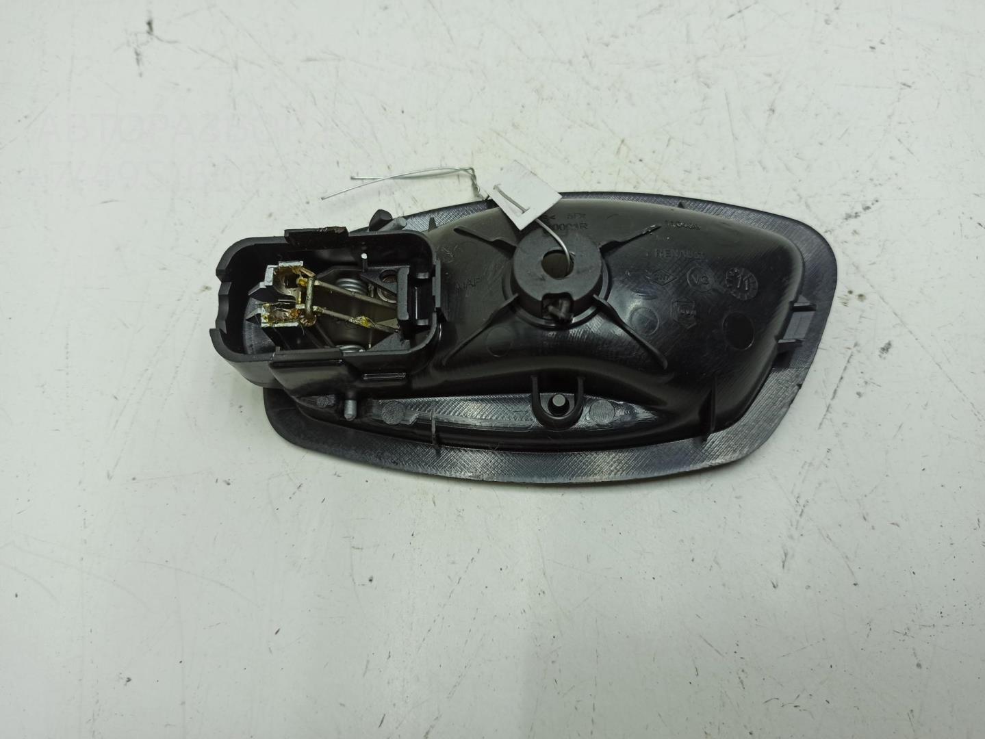 Ручка двери задней внутренняя правая