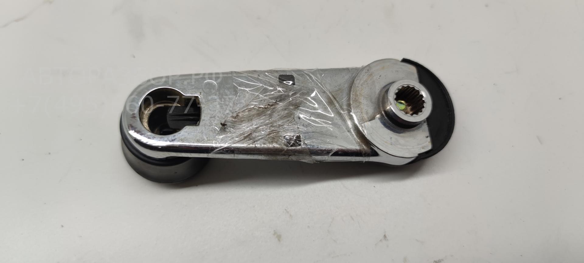 Ручка стеклоподъемника