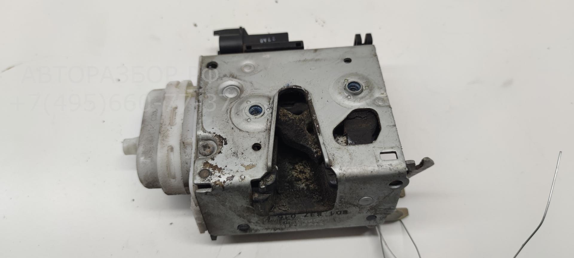 Замок двери передней правой