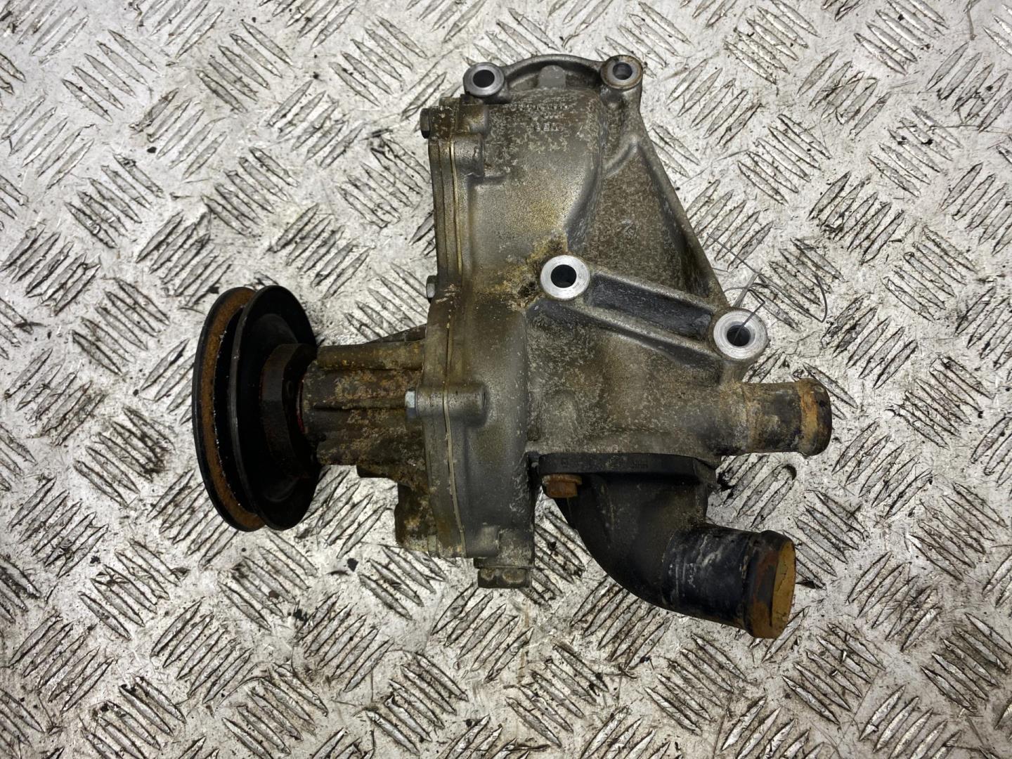 Насос водяной (помпа)