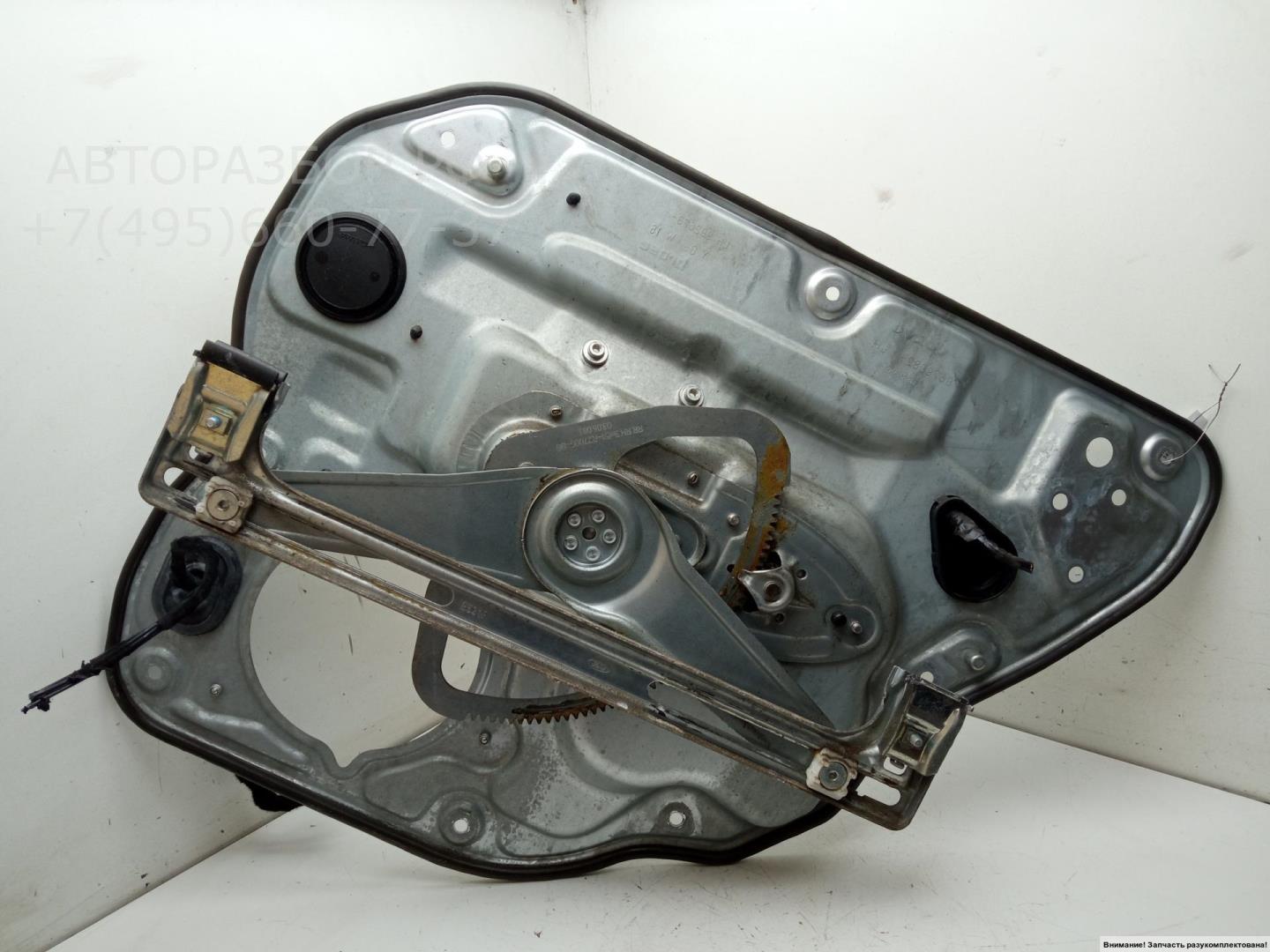 Стеклоподъемник электр. задний правый