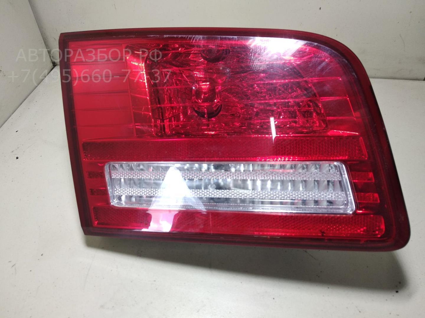 Фонарь задний внутренний левый