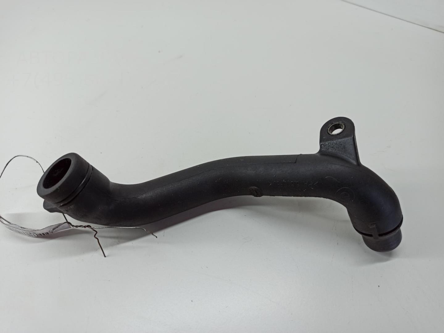 Трубка системы охлаждения