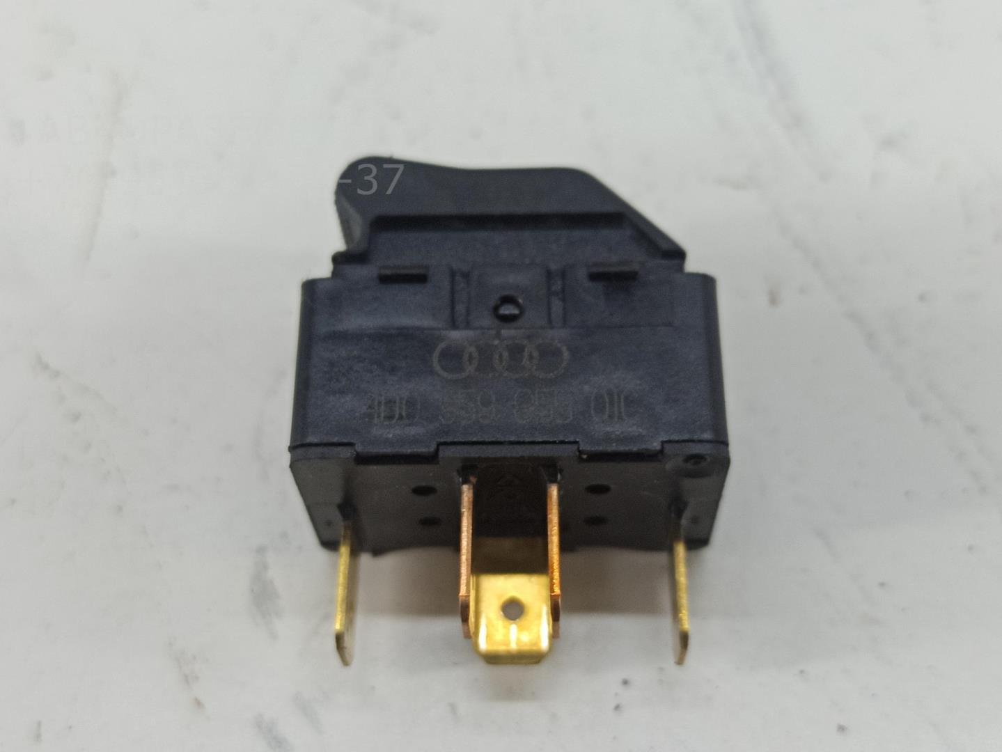 Кнопка стеклоподъемника