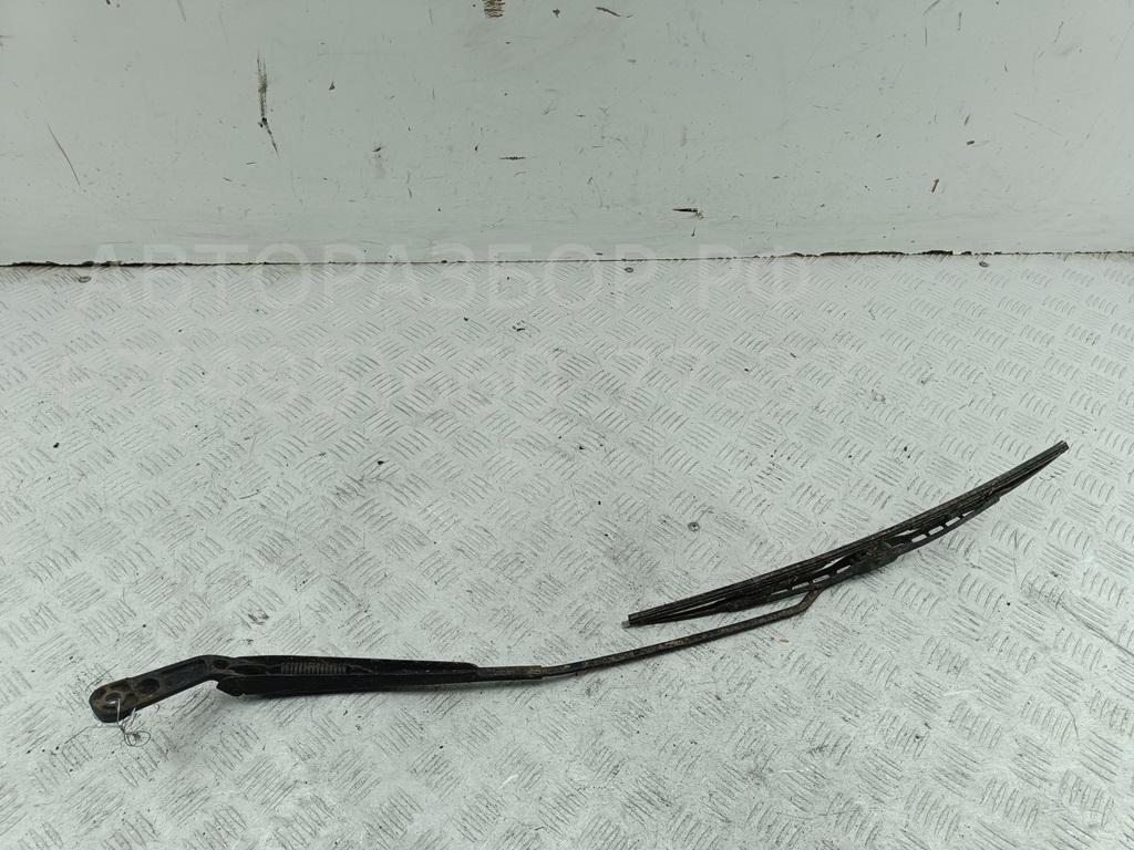 Поводок стеклоочистителя передний правый