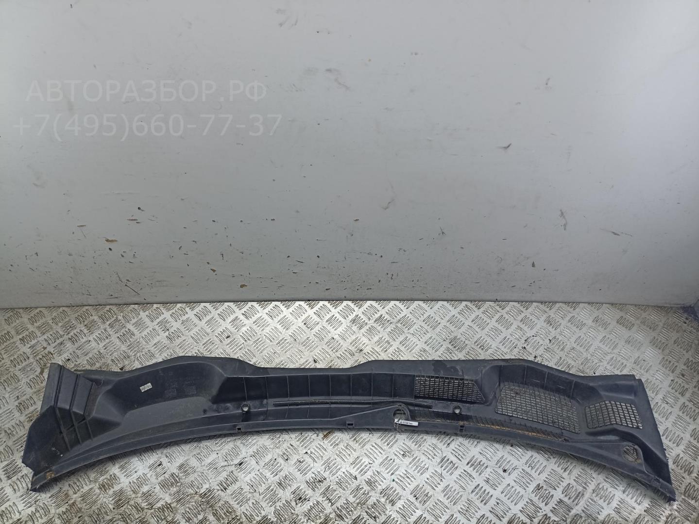 Решетка стеклоочистителей (Жабо)