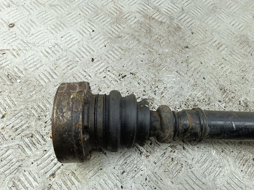 Полуось передняя левая