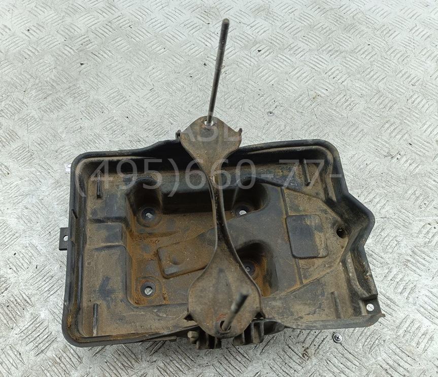 Крепление АКБ (корпус/подставка) для Maverick (TM1) 2001-2006