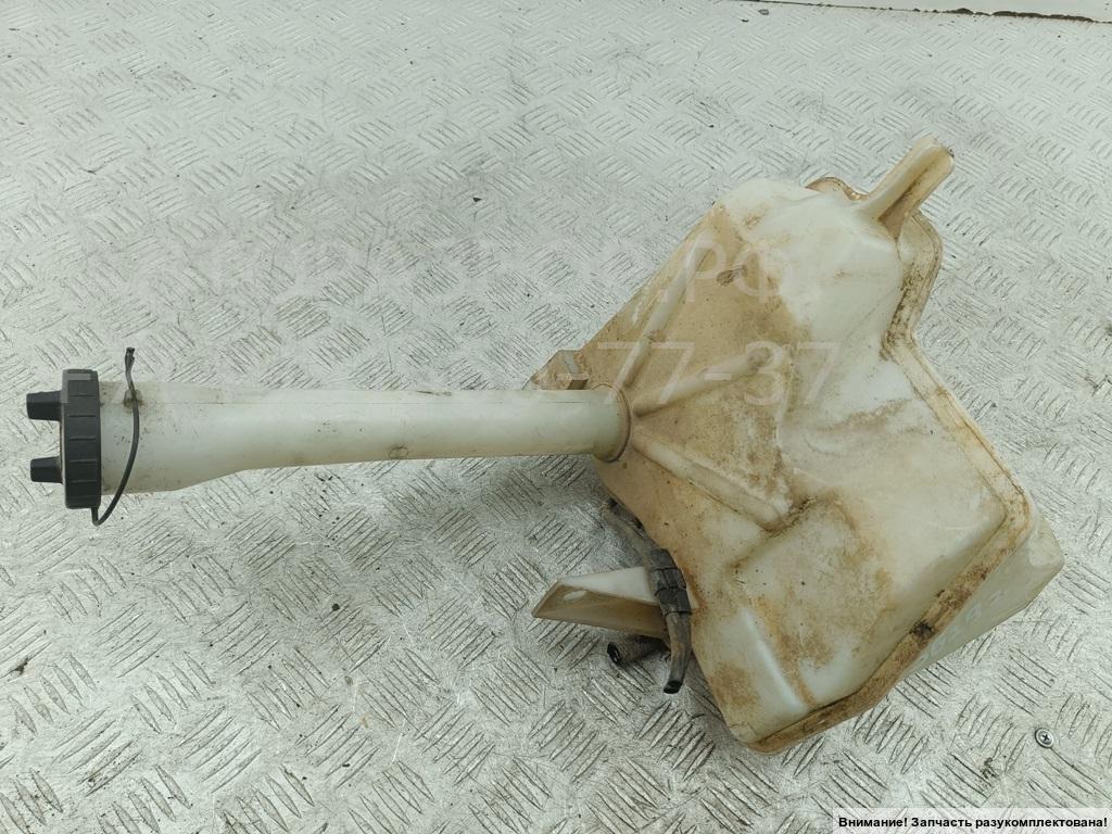 Бачок омывателя лобового стекла