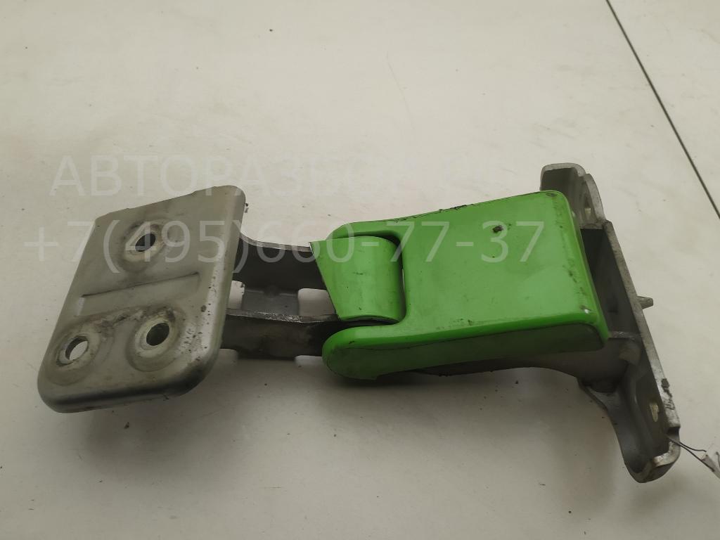 Петля двери