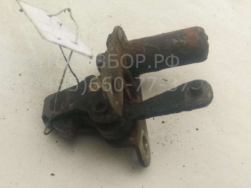 Замок капота