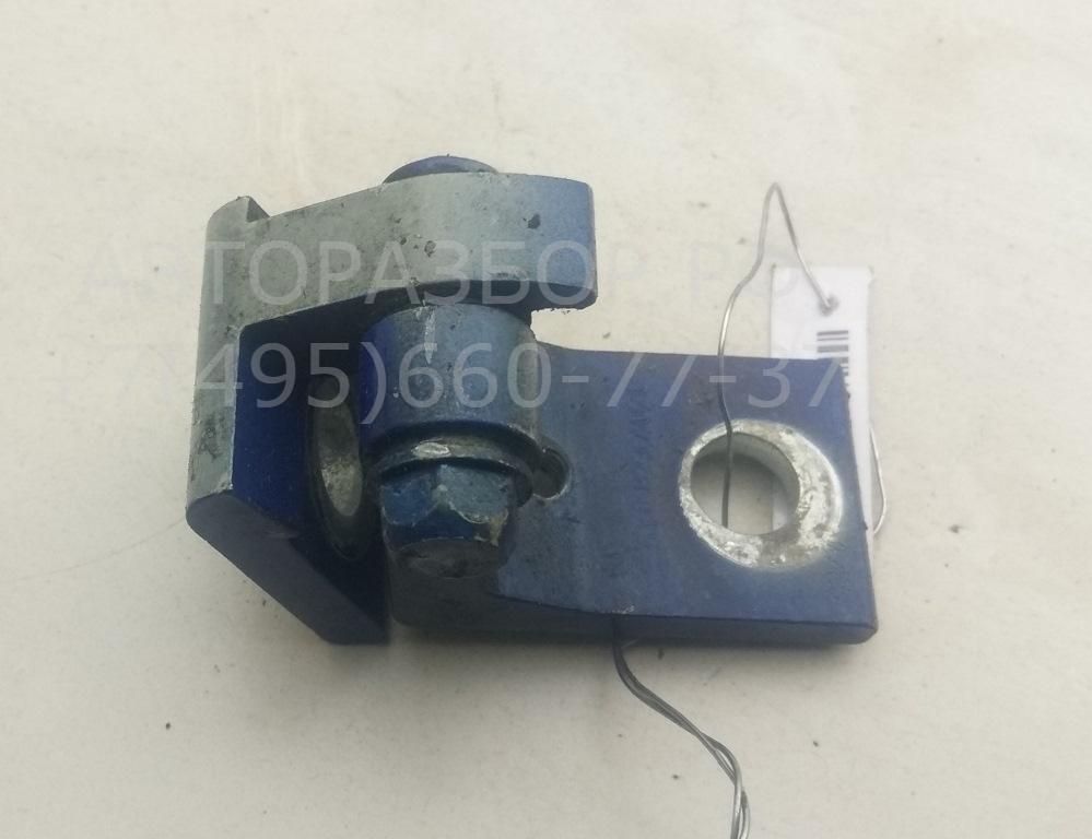 Петля двери