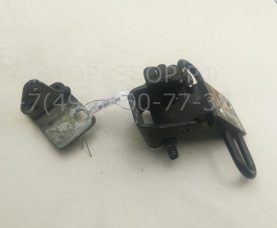 Петля двери