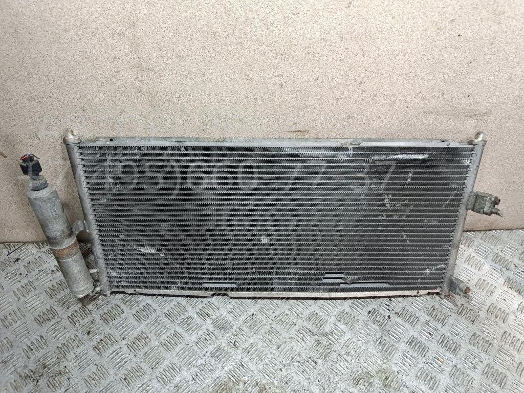 Радиатор кондиционера / конденсер
