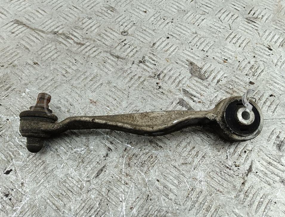 Рычаг передний правый