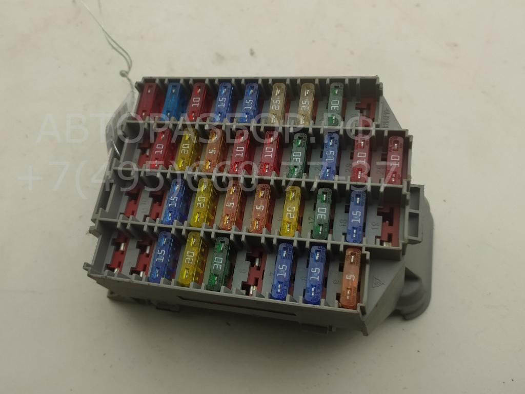 Блок предохранителей