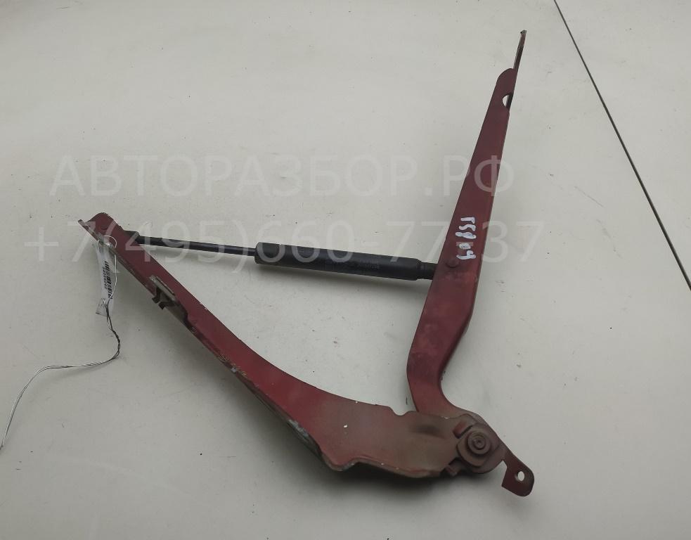 Петля капота правая