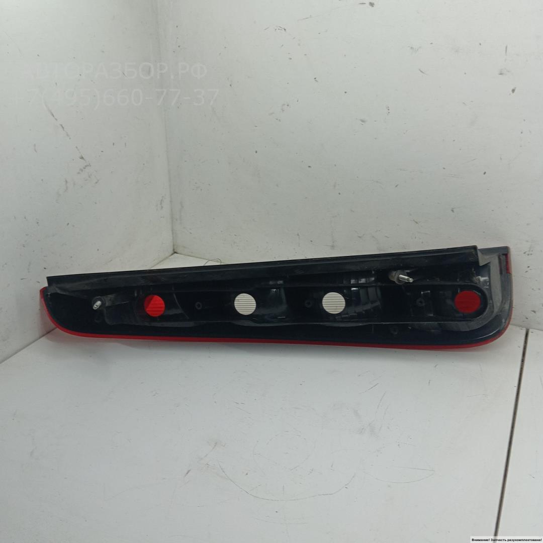 Фонарь задний правый