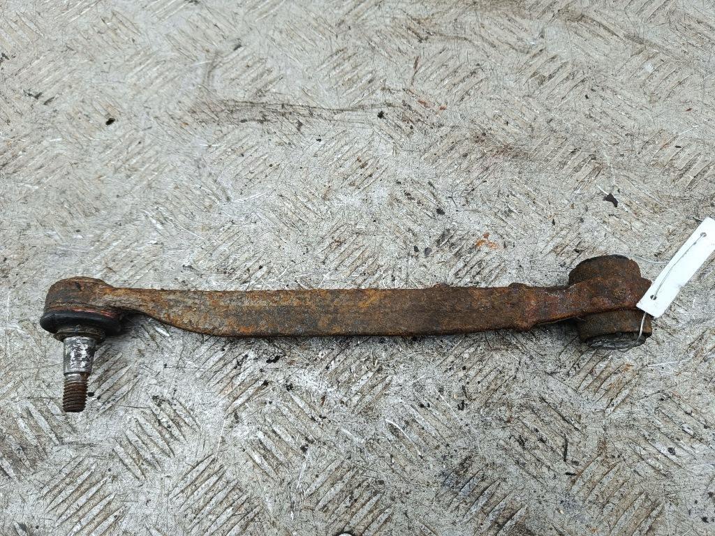 Рычаг задний левый