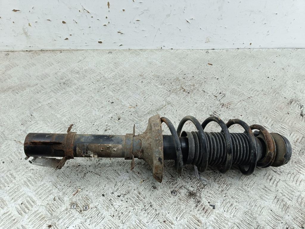 Амортизатор передний левый