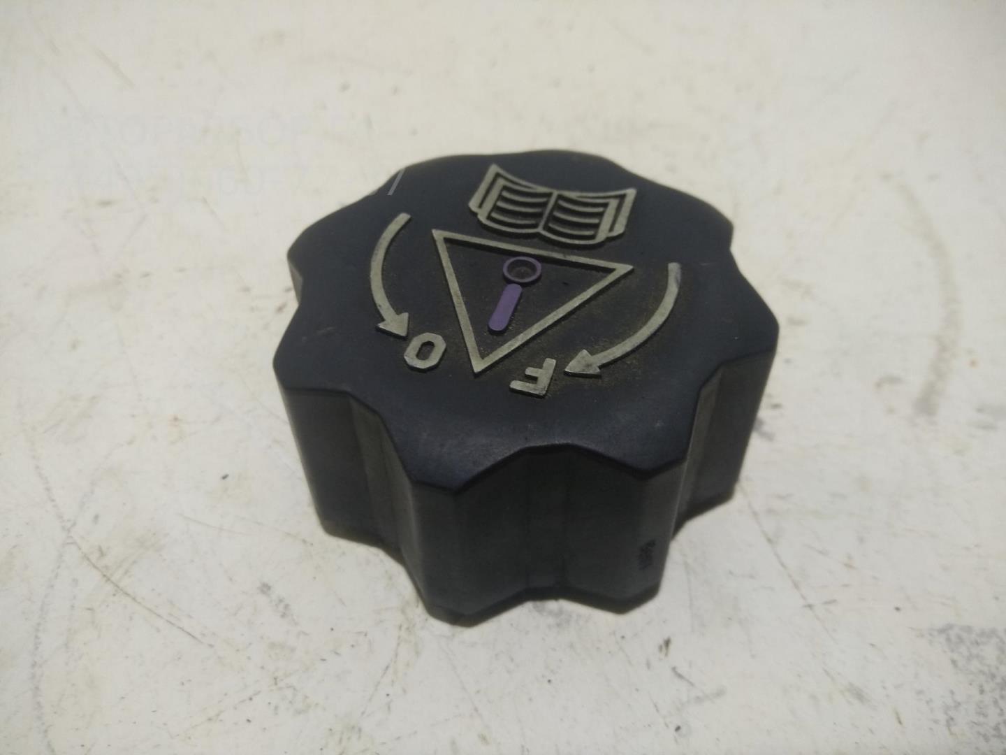 Крышка расширительного бачка